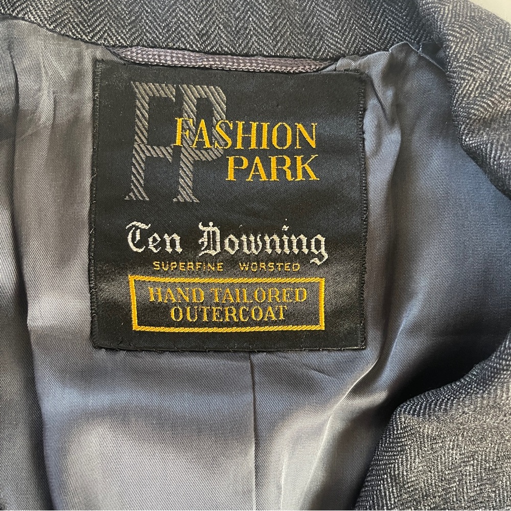Fashion Park Hand Tailored Luxury Black Overcoat size L - Picture 4 of 11